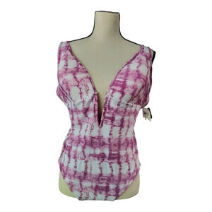 💕Bar III one piece tie dye swimsuit